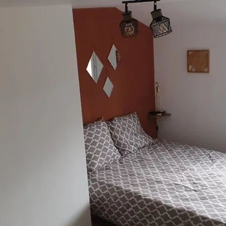 Apartmán Charmant F2 - Hypercentre - Wifi Gratuite